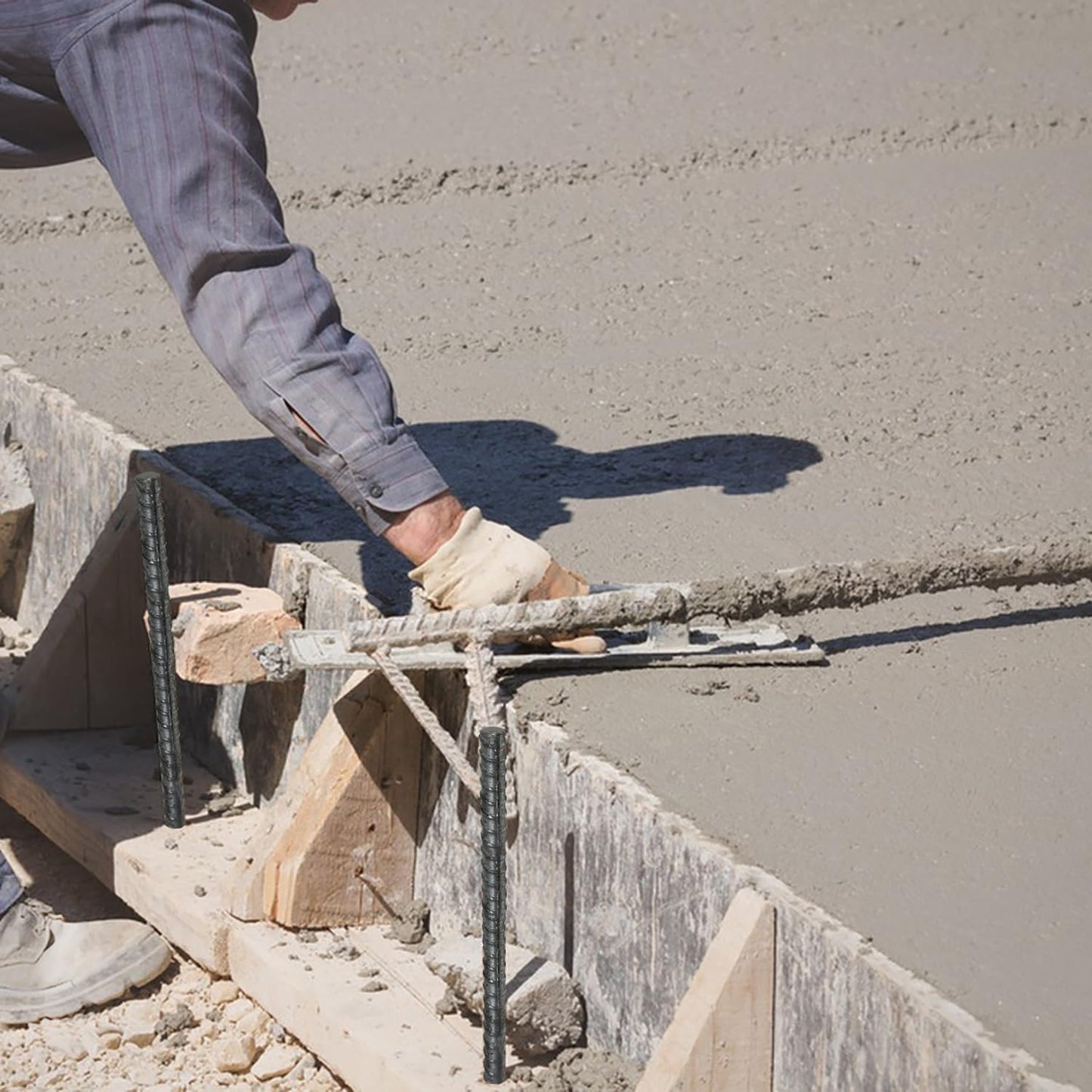 15 PCS Ground Rebar Stakes Heavy Duty Steel Ground Anchor Stakes, 15”Straight Metal Stakes for Concrete Forming or Camping Tent-with Chisel Point End