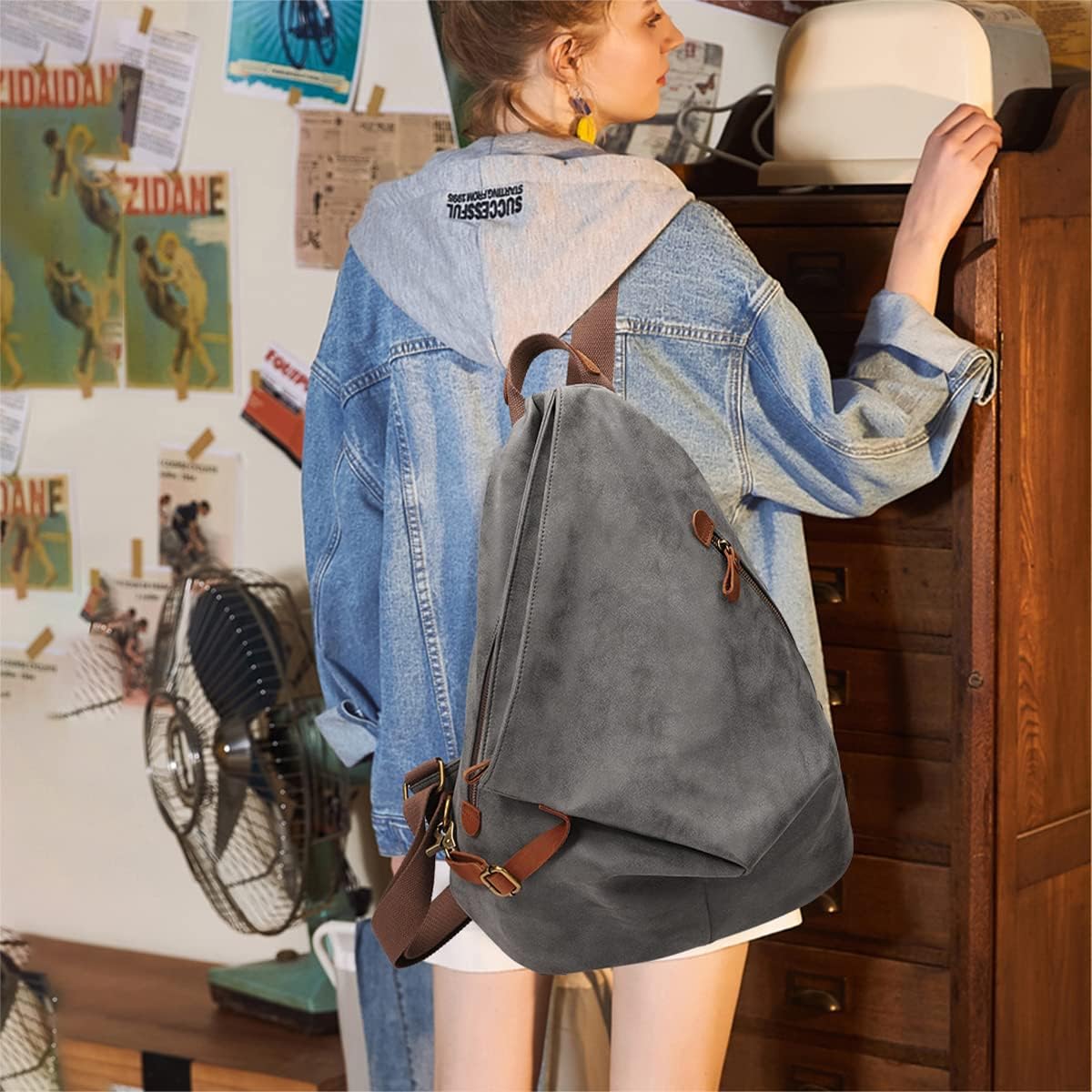 KL928 PU Leather Vintage Backpack – Large Casual Daypack Outdoor Travel Rucksack Hiking Backpacks