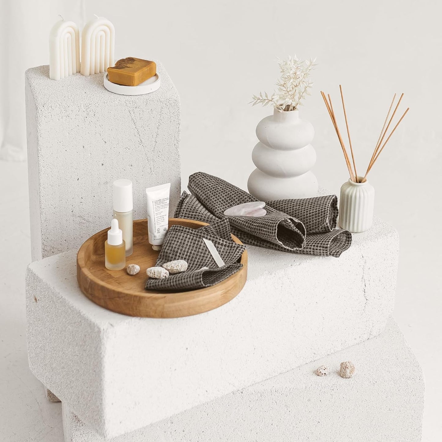 100% Flax Linen Washcloths - 4-Pack 10x10-inch Reusable Waffle Washcloths - Make up Removers Face Cloth - Black-Natural Waffle Weave Wash Cloths - Small Face Towels for Women