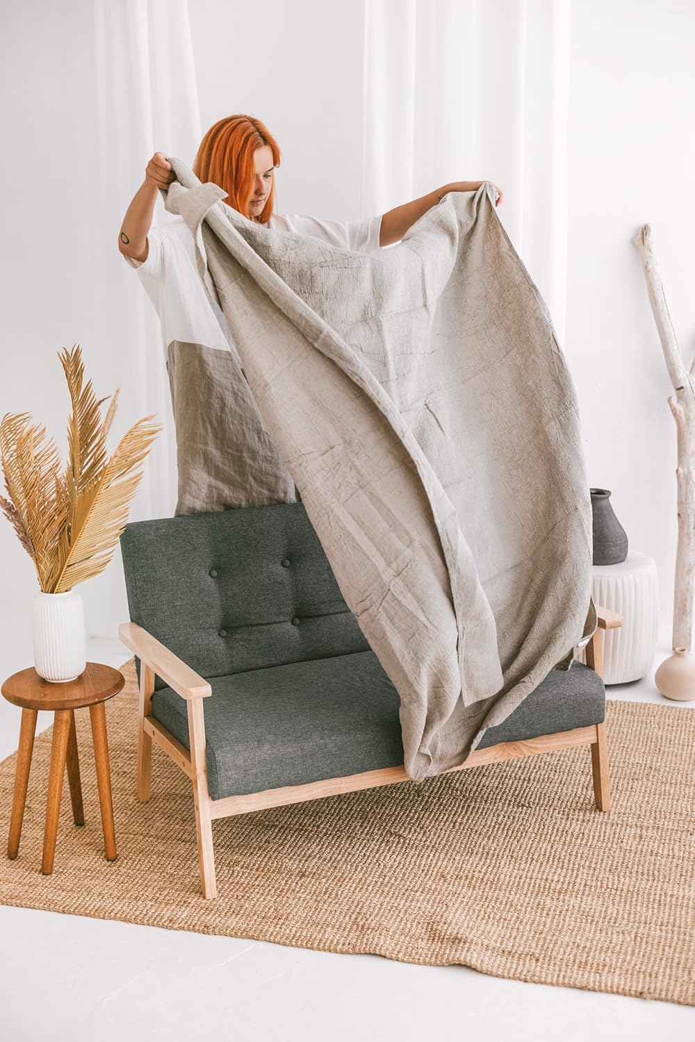 100% Linen Bed Throw Blanket - Extra Large Bath Towel 60x80-inch Natural Waffle Weave Flax Linen Oversized Beach Towel, Lightweight Absorbent Thin Bath Sheets Towels for Adults, Quick-Drying XL