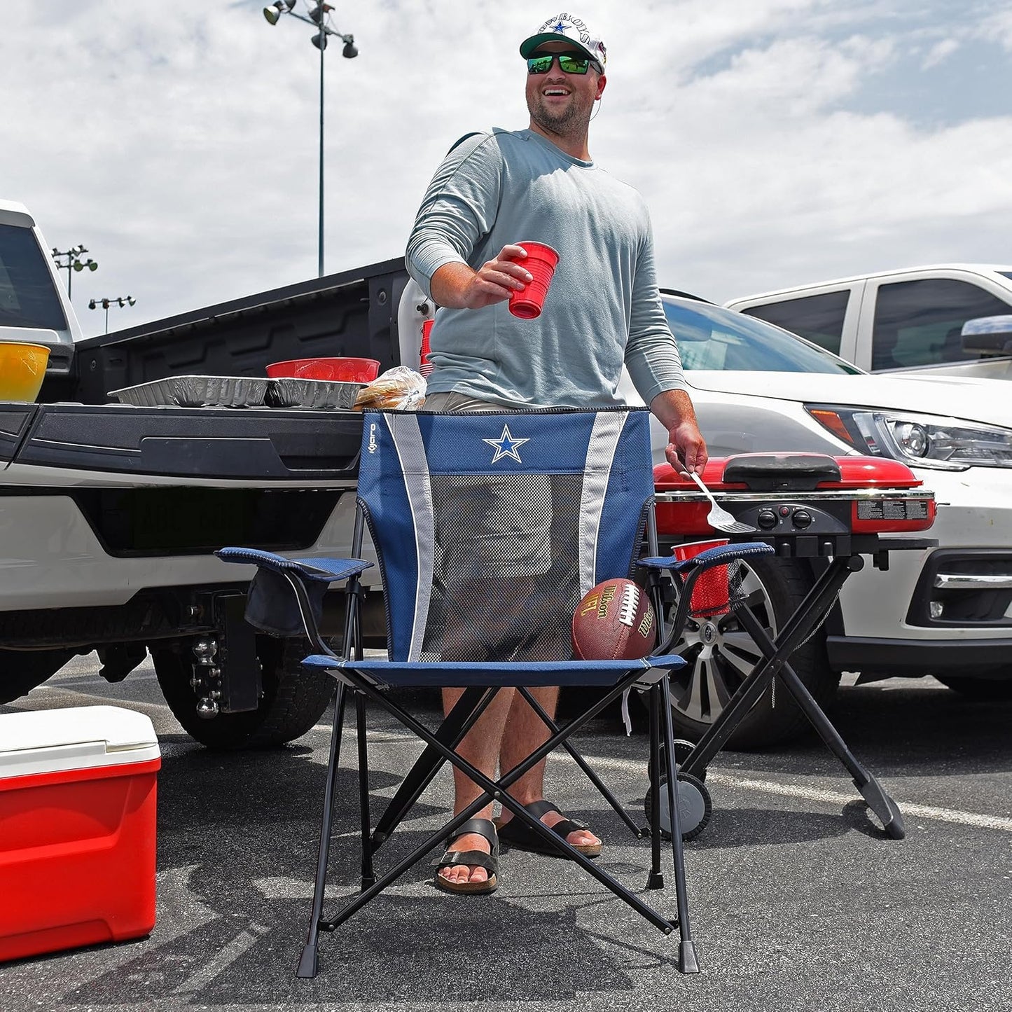 Kijaro Sports Fan Folding Chair, 26" L x 35.5" W x 37" H, Dallas Cowboys