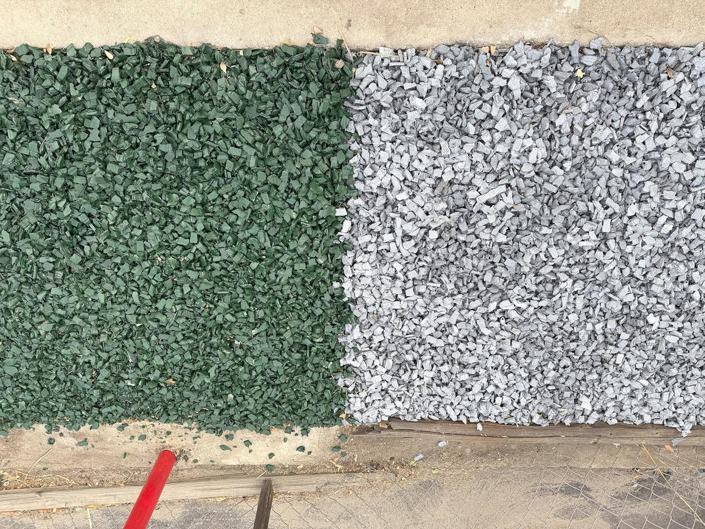 100% Wire-Free Rubber Mulch – Green, 20 lb (0.8 cu ft) | Long-Lasting, Low Maintenance, Safe for Kids & Pets – Landscaping & Playground Ground Cover